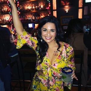 Meet your Posher, Julia